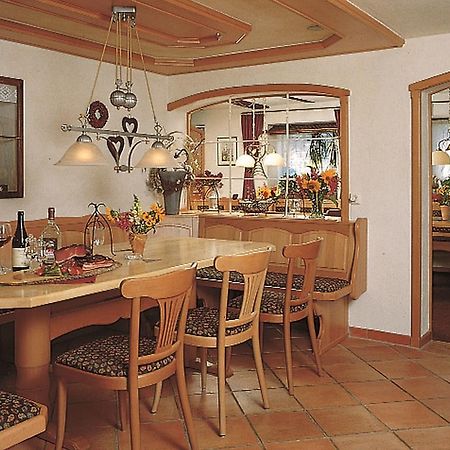 Gasthof Restaurant Buergerstueble Sankt Peter Εξωτερικό φωτογραφία