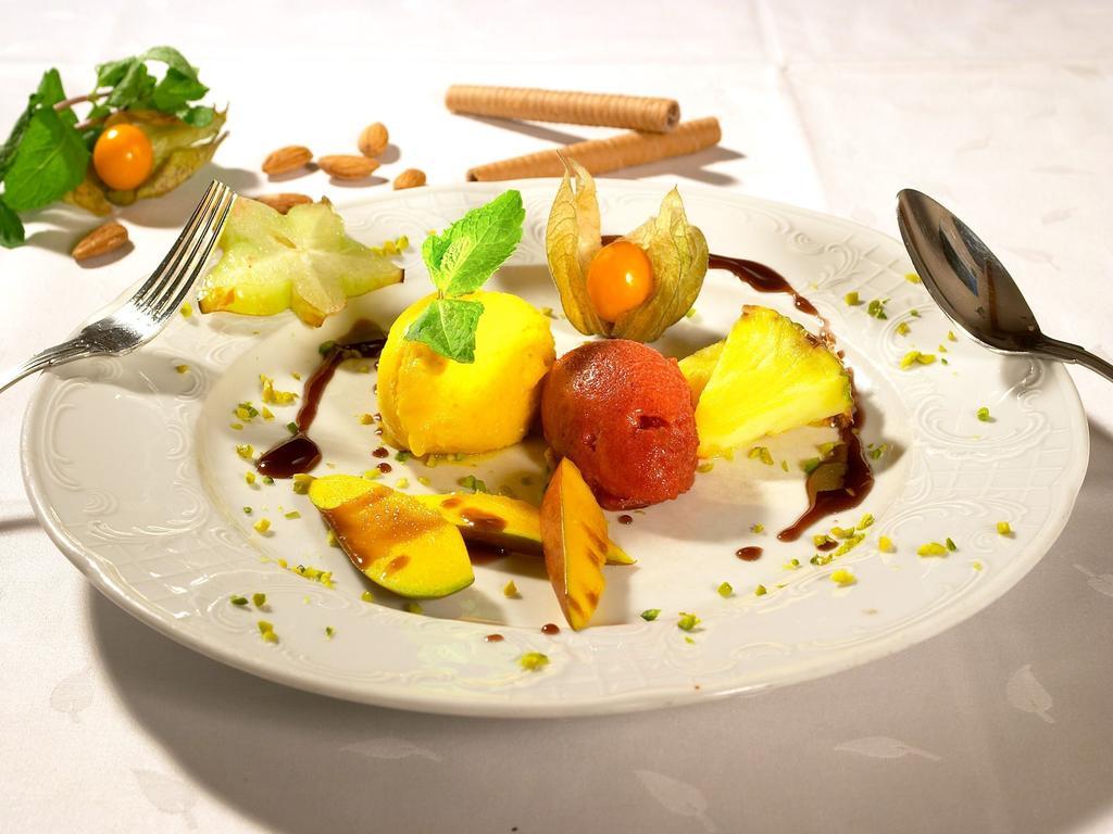 Gasthof Restaurant Buergerstueble Sankt Peter Εξωτερικό φωτογραφία