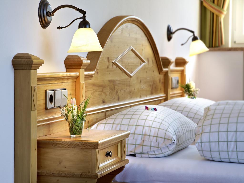 Gasthof Restaurant Buergerstueble Sankt Peter Δωμάτιο φωτογραφία